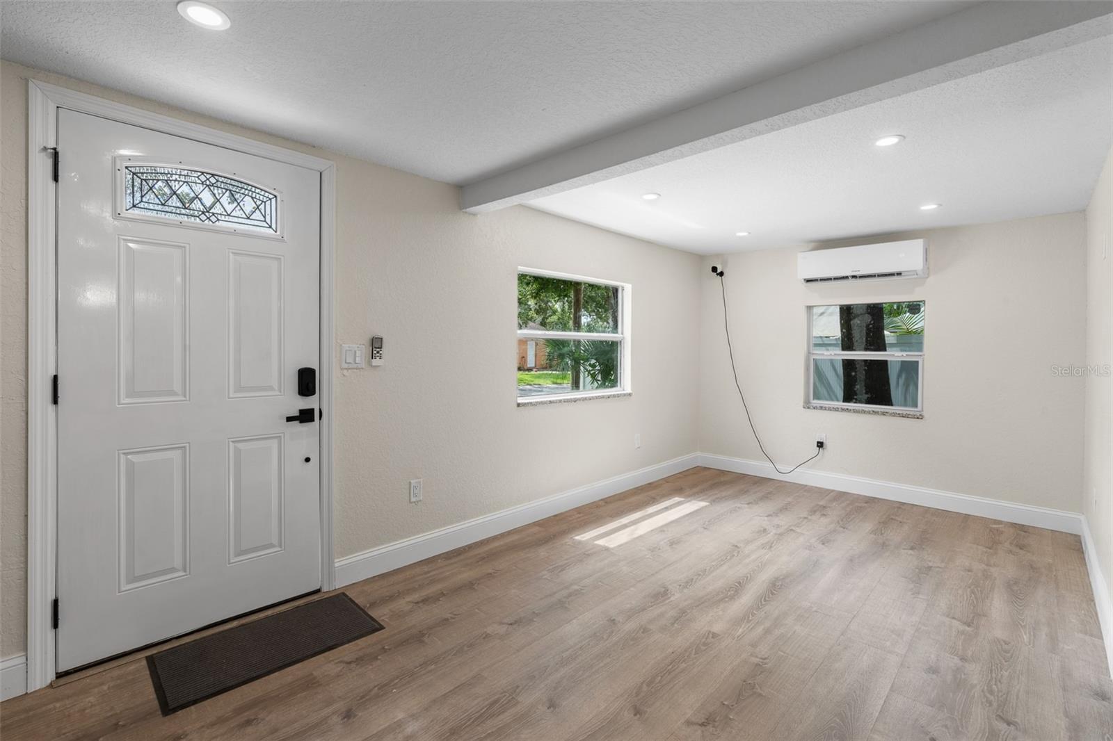 Image 23 of 43 For 2881 61st Avenue N