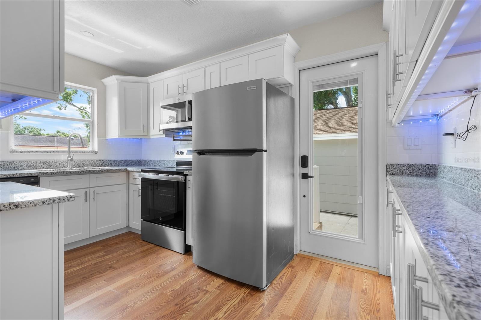 Image 26 of 43 For 2881 61st Avenue N