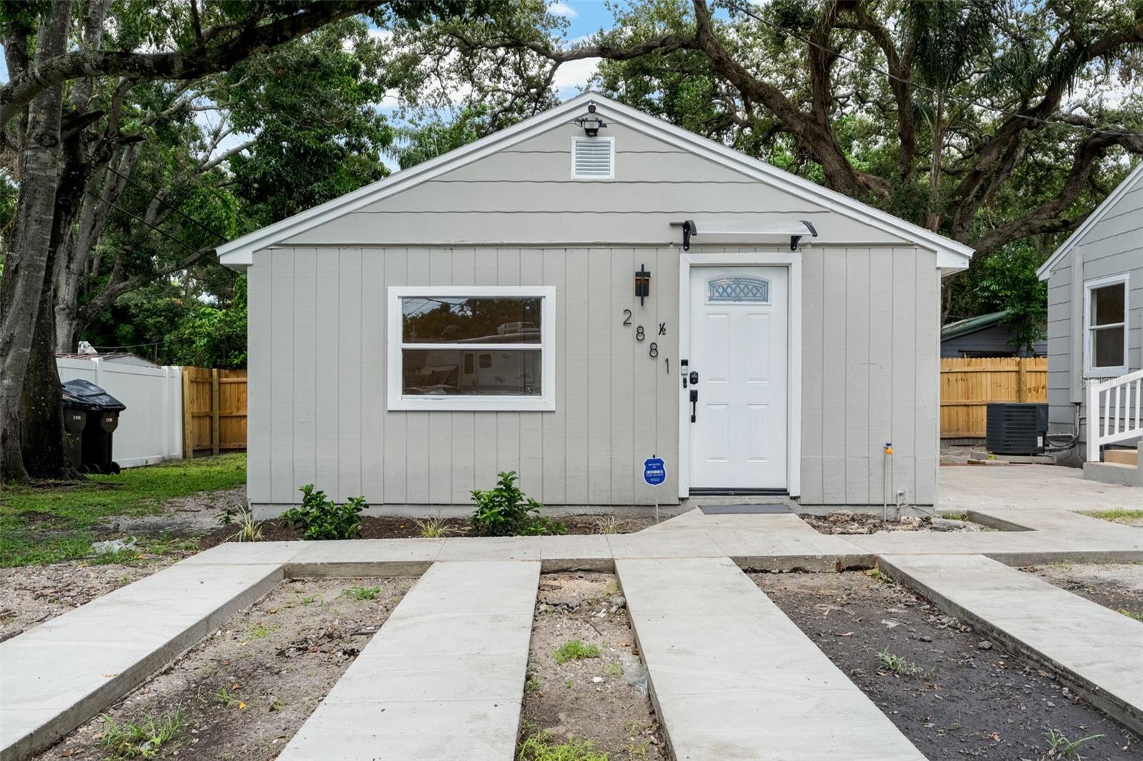 Image 9 of 43 For 2881 61st Avenue N