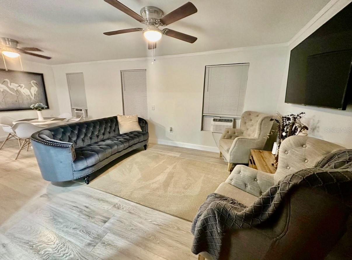Image 6 of 21 For 409 2nd Avenue