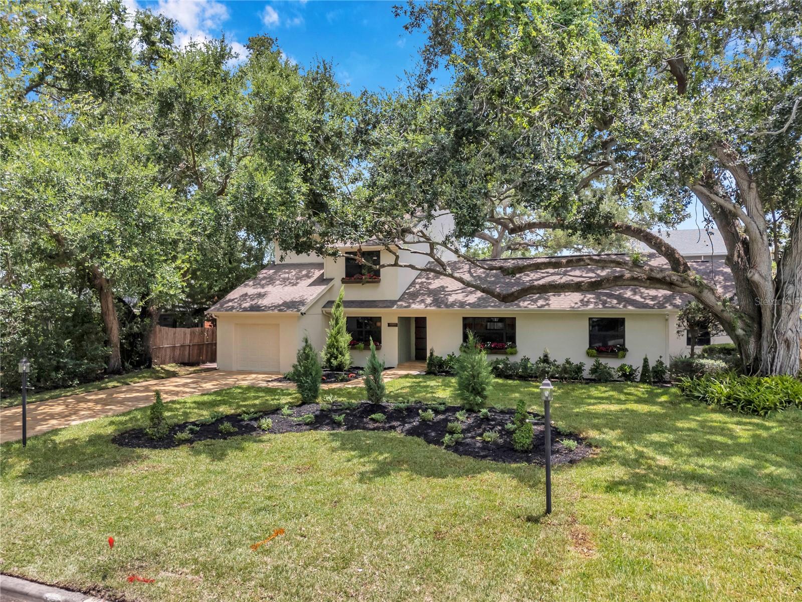 Listing photo id 11 for 4504 Lamb Avenue