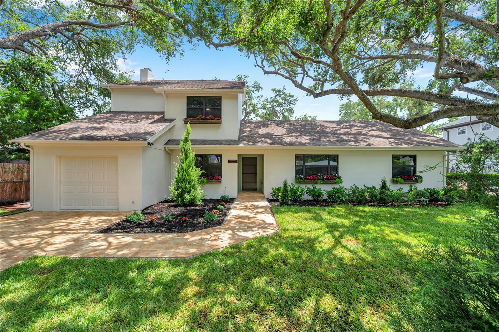 Listing photo id 0 for 4504 Lamb Avenue