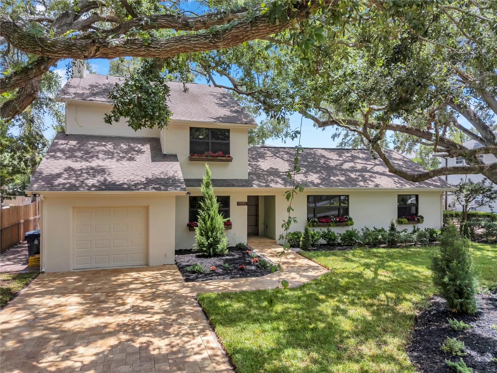 Listing photo id 1 for 4504 Lamb Avenue