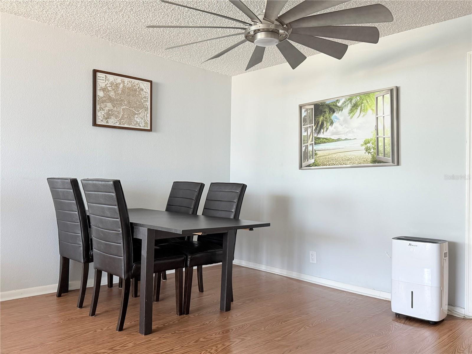 Image 12 of 21 For 1430 Gulf Boulevard 511