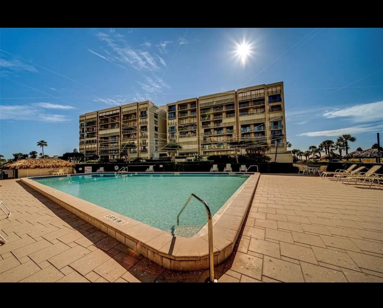 Image 5 of 21 For 1430 Gulf Boulevard 511