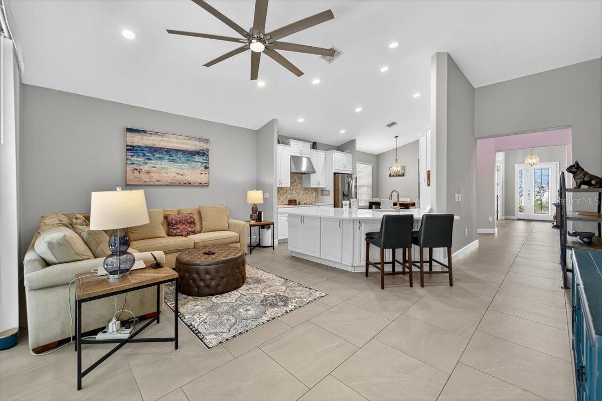 Image 18 of 40 For 9017 Spruce Creek Circle