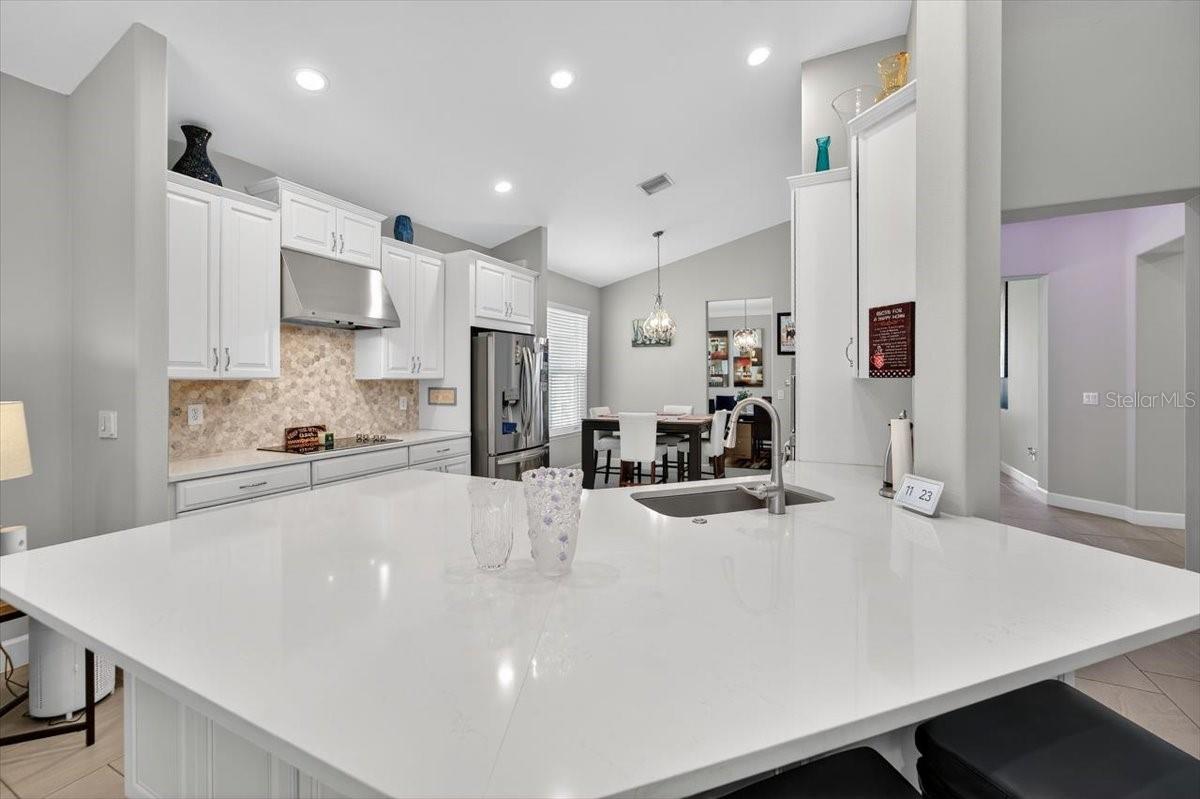 Image 21 of 40 For 9017 Spruce Creek Circle