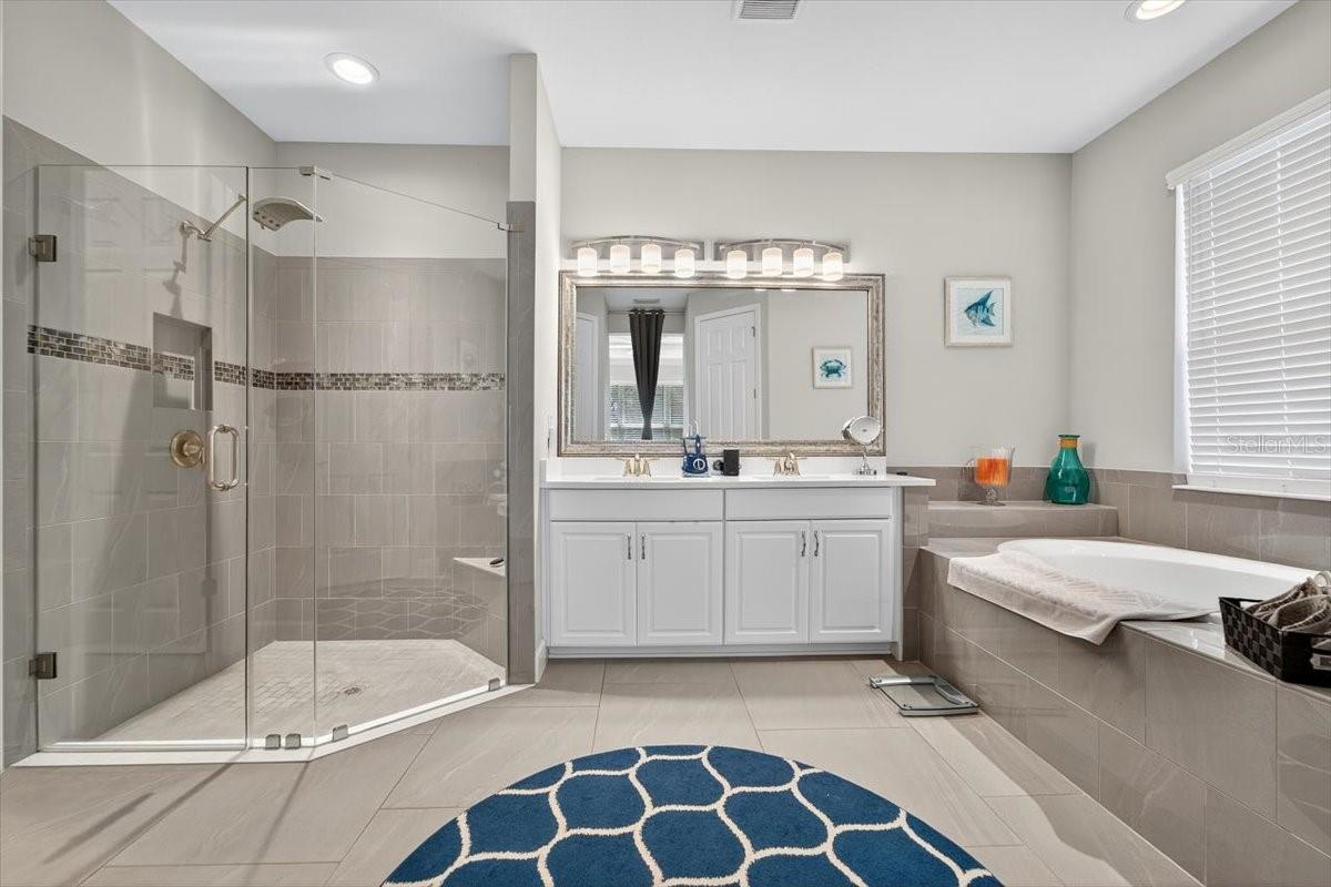 Image 29 of 40 For 9017 Spruce Creek Circle