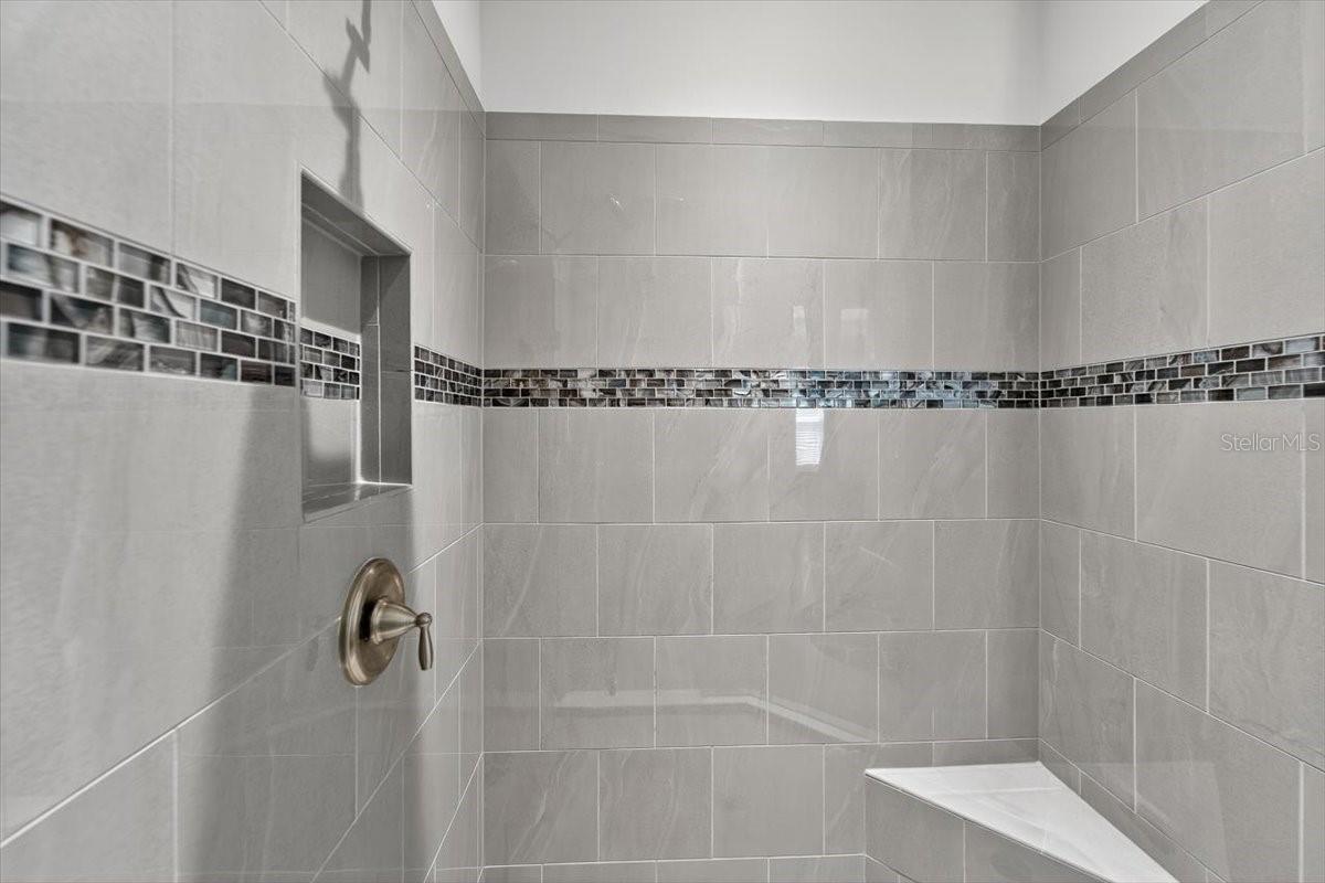 Image 31 of 40 For 9017 Spruce Creek Circle