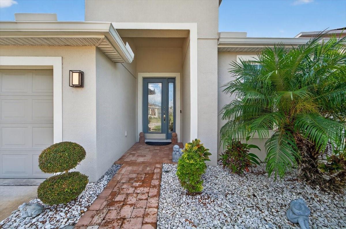Image 5 of 40 For 9017 Spruce Creek Circle