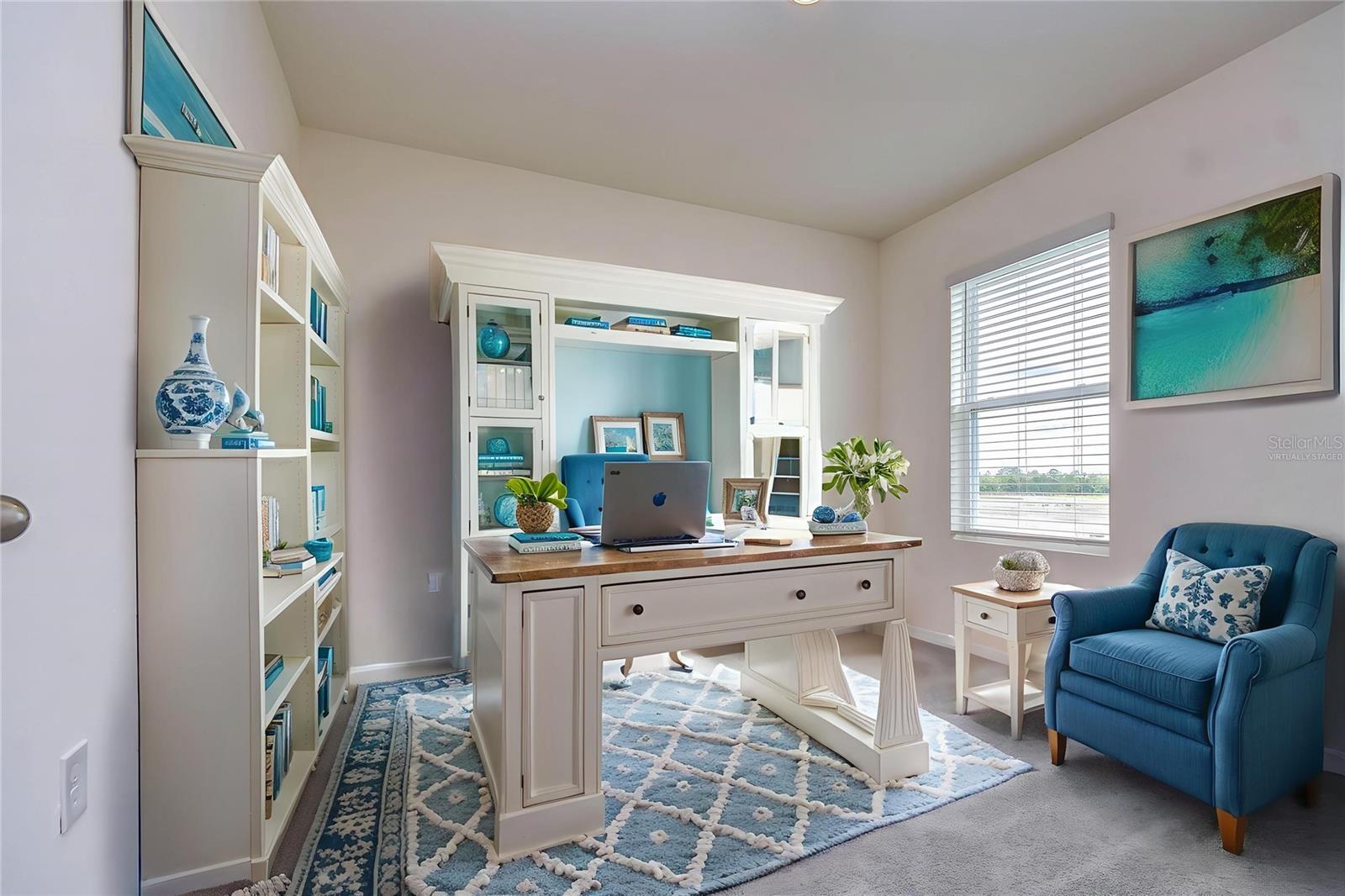 Listing photo id 13 for 9176 Forge Breeze Loop
