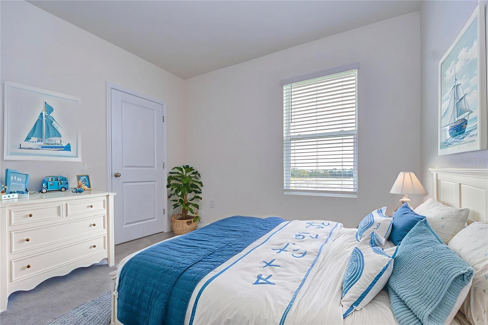Listing photo id 14 for 9176 Forge Breeze Loop