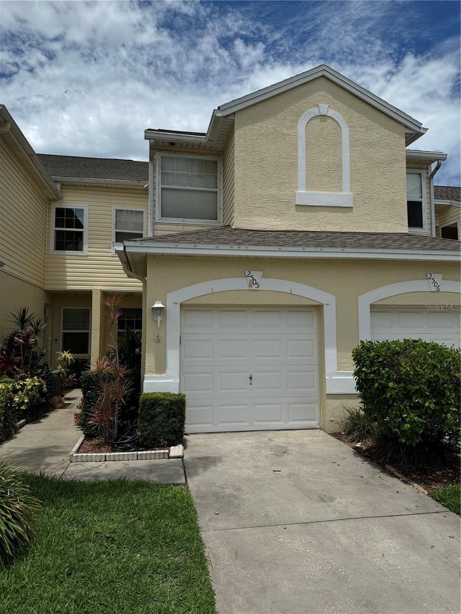 Image 2 of 60 For 1050 Starkey Road 2505