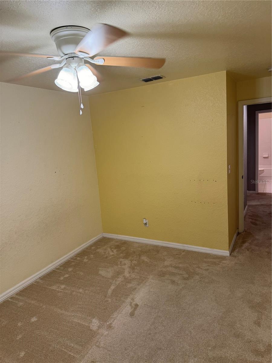 Image 34 of 60 For 1050 Starkey Road 2505