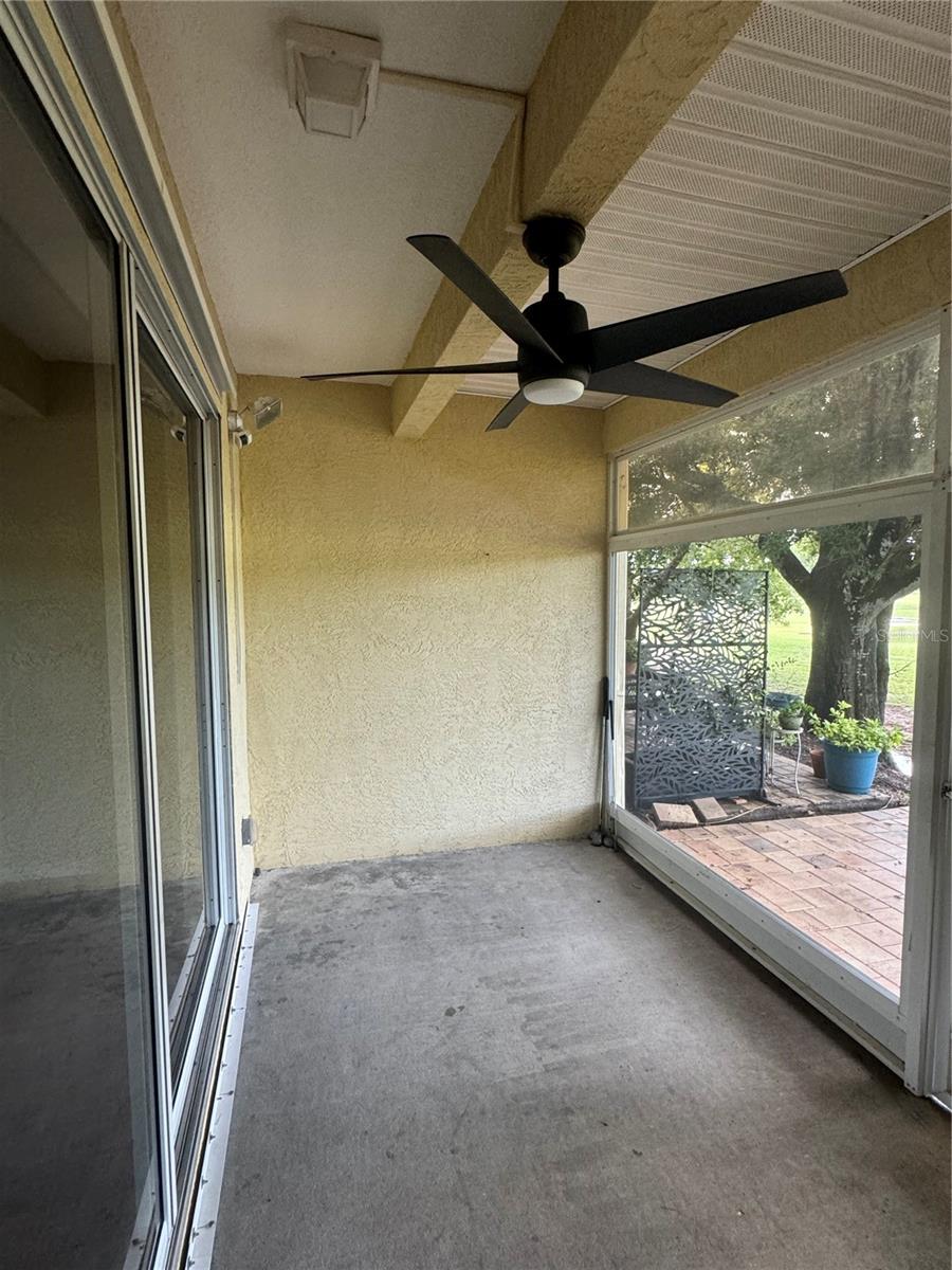 Image 44 of 60 For 1050 Starkey Road 2505