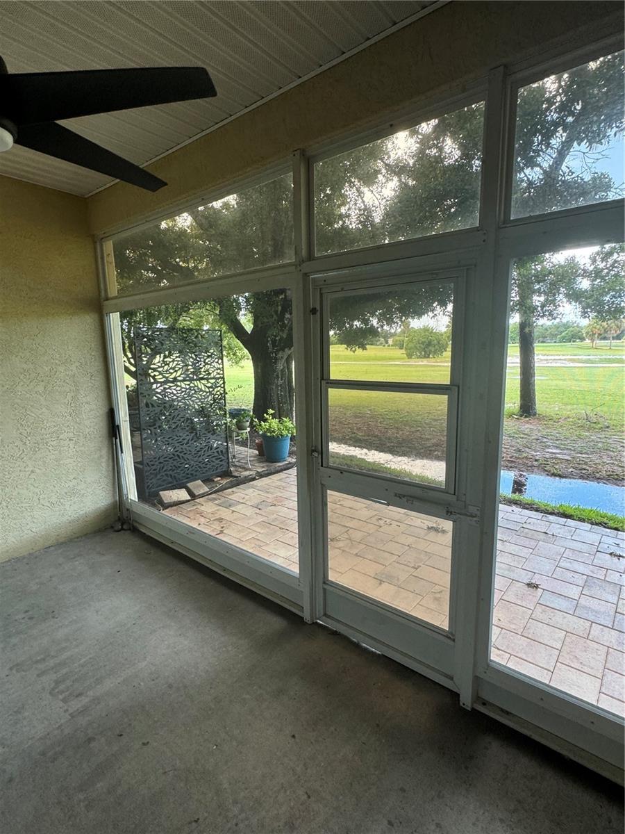 Image 46 of 60 For 1050 Starkey Road 2505