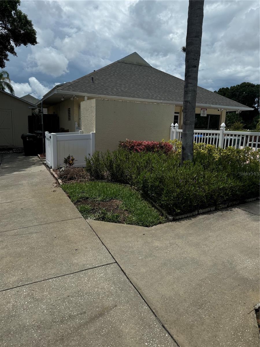Image 54 of 60 For 1050 Starkey Road 2505
