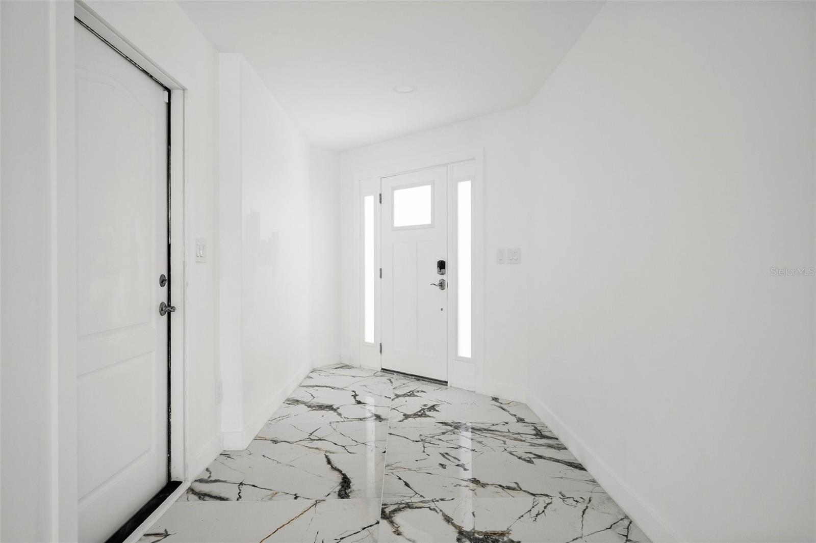 Listing photo id 34 for 600 115th Avenue