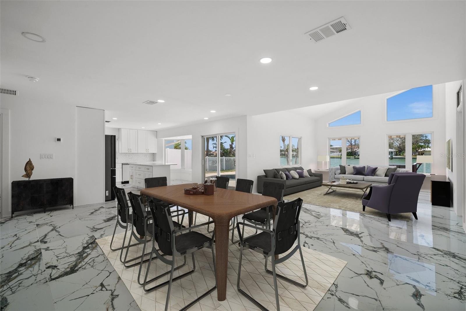 Listing photo id 45 for 600 115th Avenue