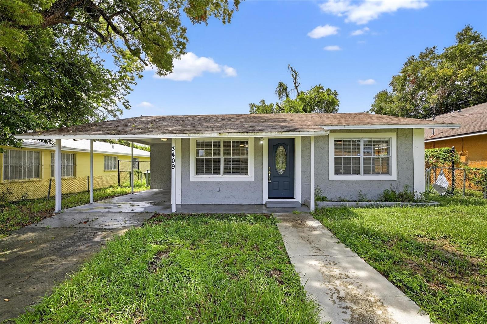 Listing photo id 0 for 3409 Comanche Avenue