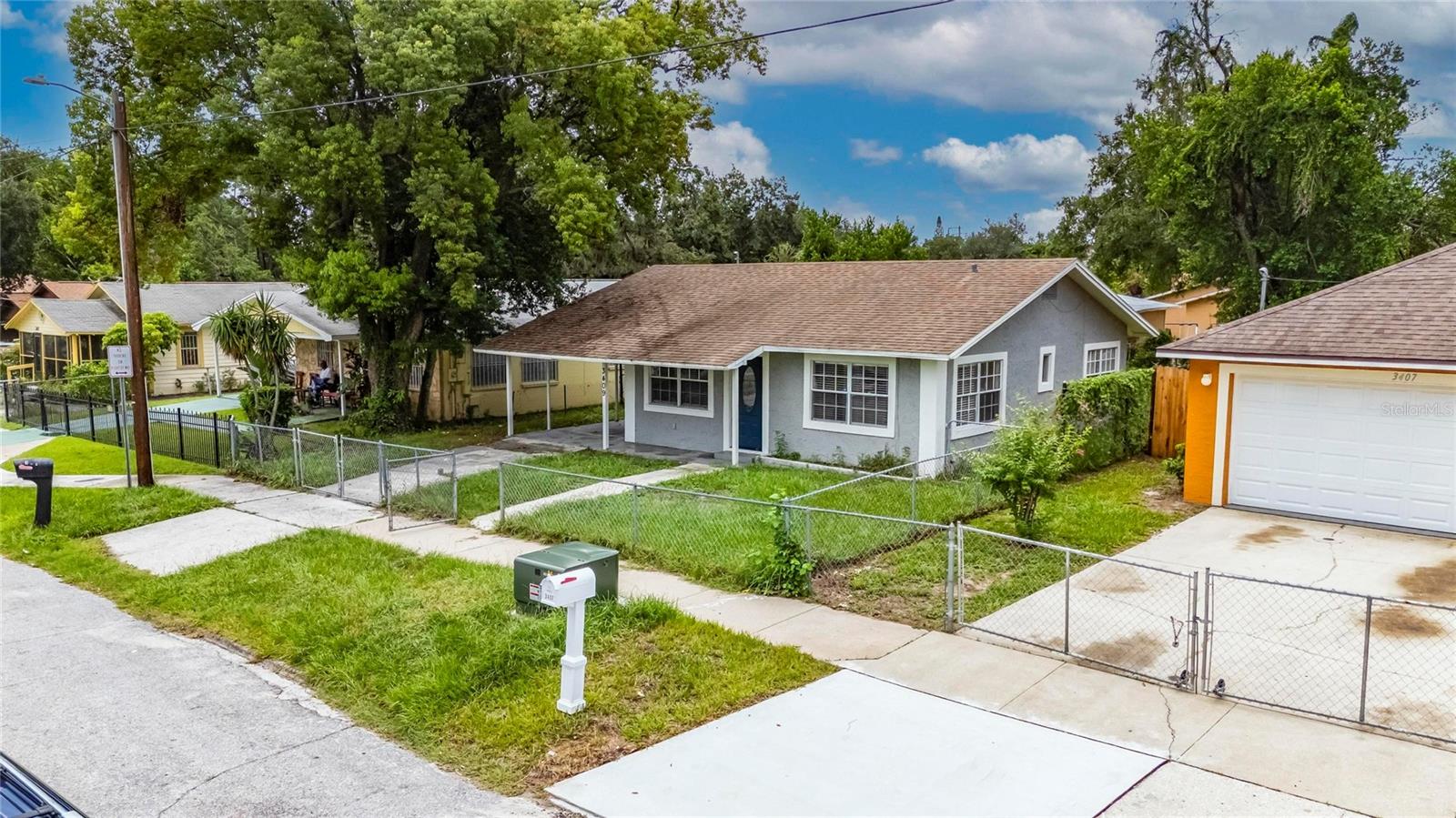 Listing photo id 26 for 3409 Comanche Avenue