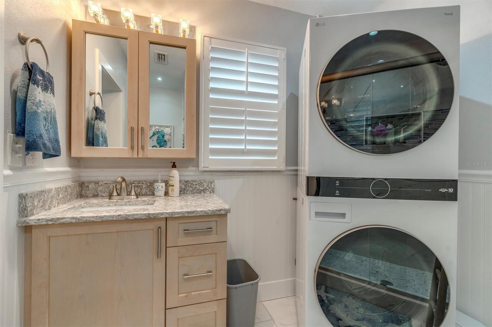 Image 19 of 32 For 528 77th Avenue