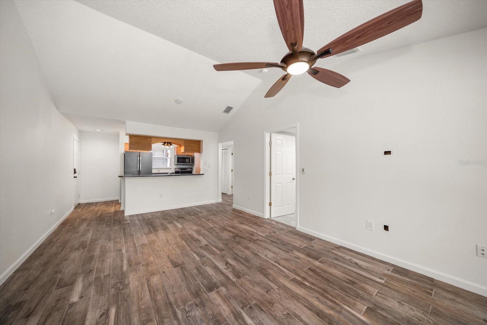 Image 10 of 38 For 2500 Winding Creek Boulevard G303
