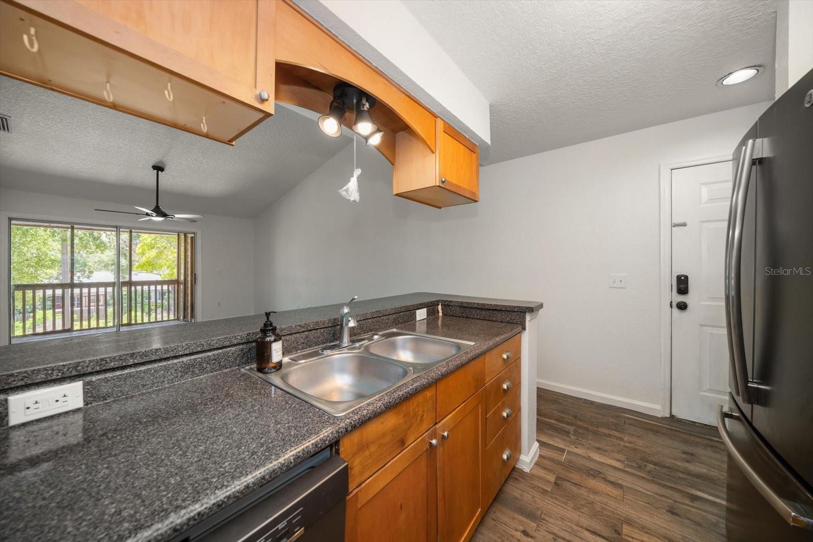 Image 6 of 38 For 2500 Winding Creek Boulevard G303