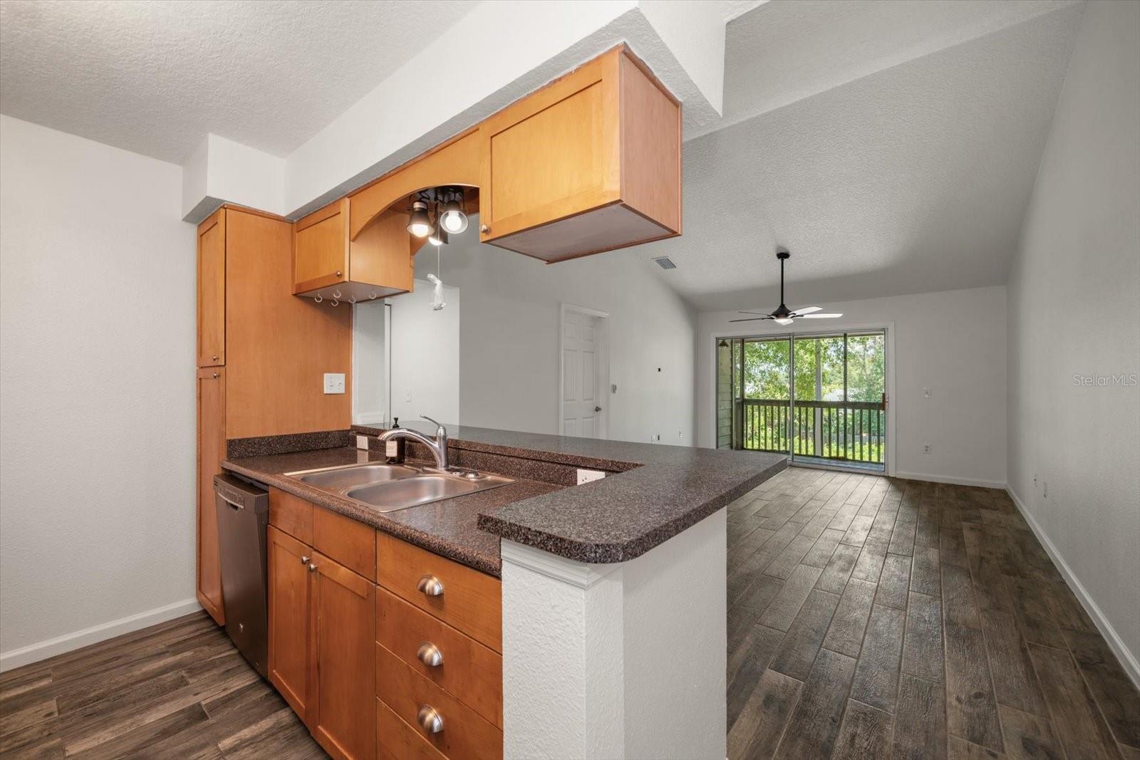 Image 8 of 38 For 2500 Winding Creek Boulevard G303