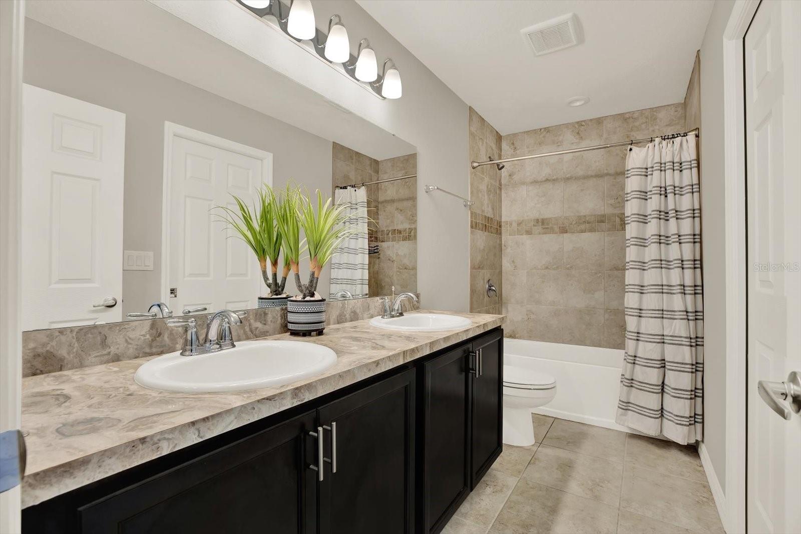 Image 12 of 18 For 13103 Logan Captiva Lane
