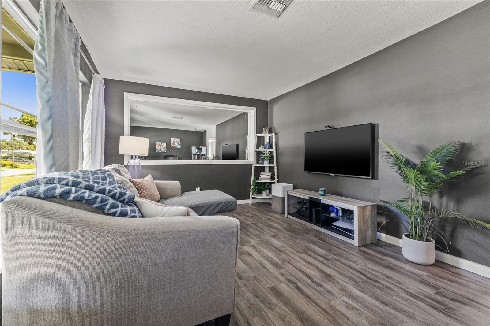 Image 4 of 29 For 2701 56th Way N