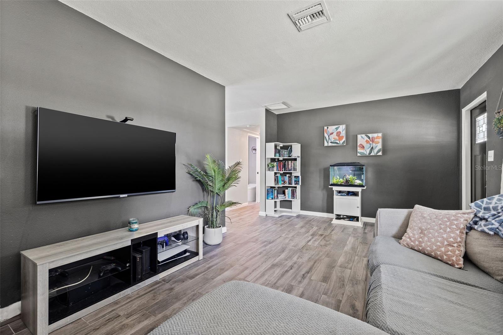 Image 5 of 29 For 2701 56th Way N