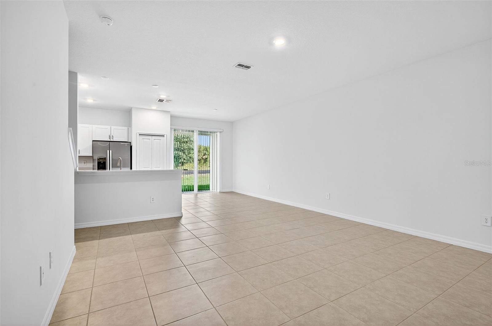Image 5 of 41 For 11075 65th Terrace E