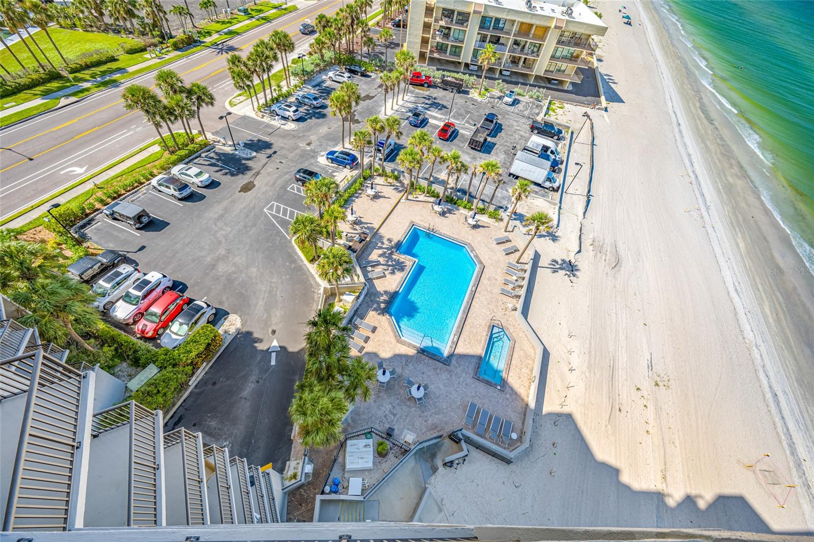 Image 62 of 81 For 1660 Gulf Boulevard 1001