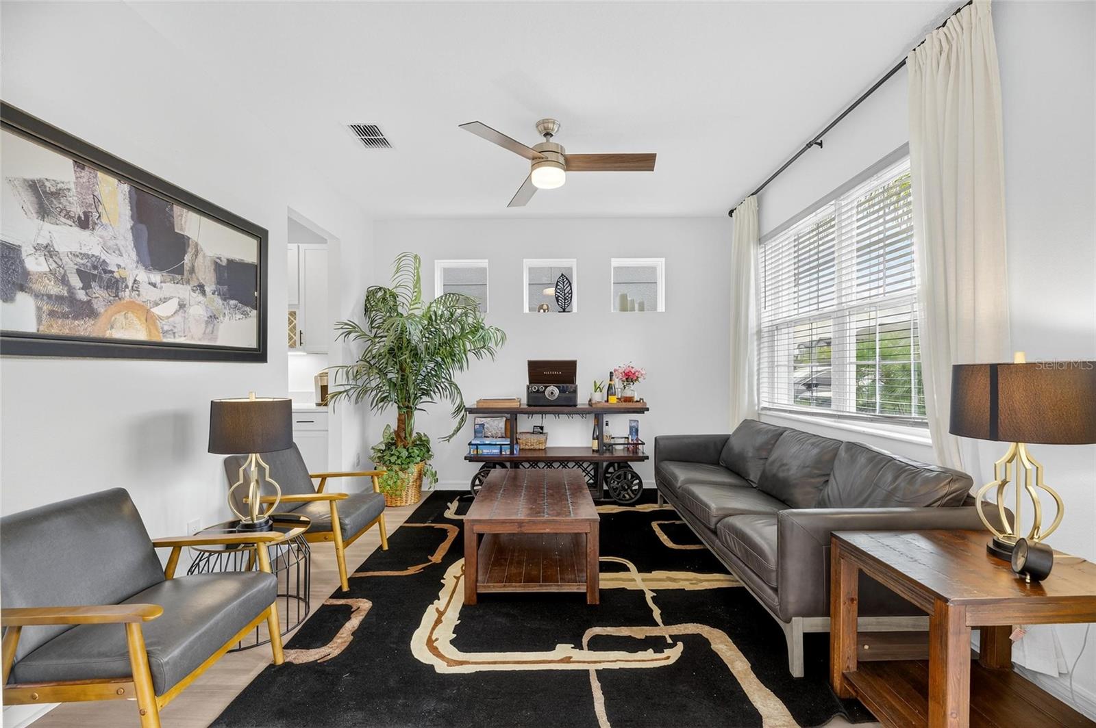 Image 13 of 93 For 10831 Sundrift Drive