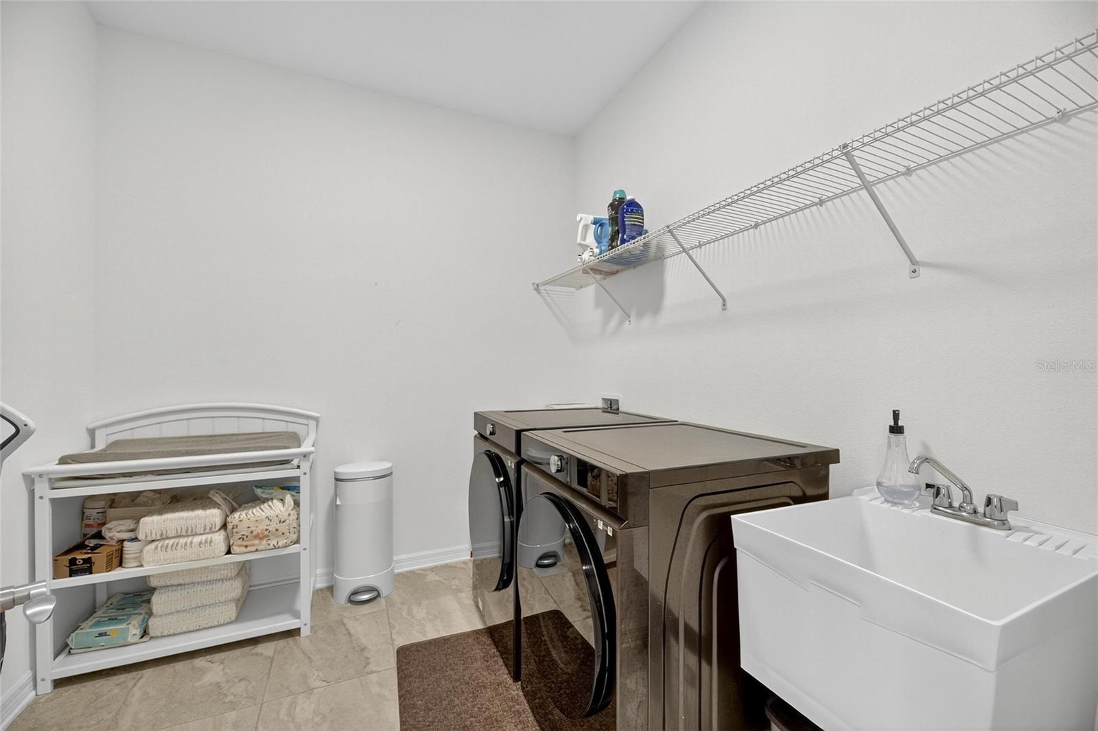 Image 17 of 93 For 10831 Sundrift Drive