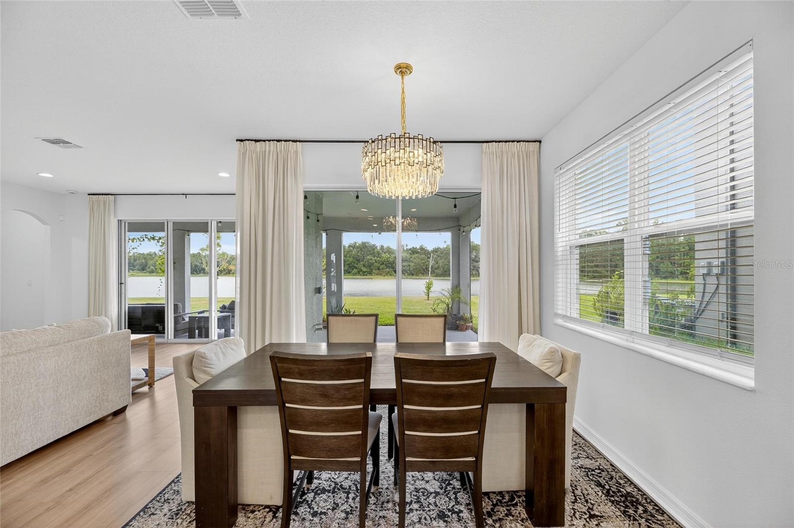 Image 31 of 93 For 10831 Sundrift Drive