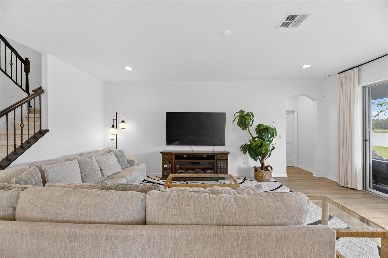 Image 34 of 93 For 10831 Sundrift Drive