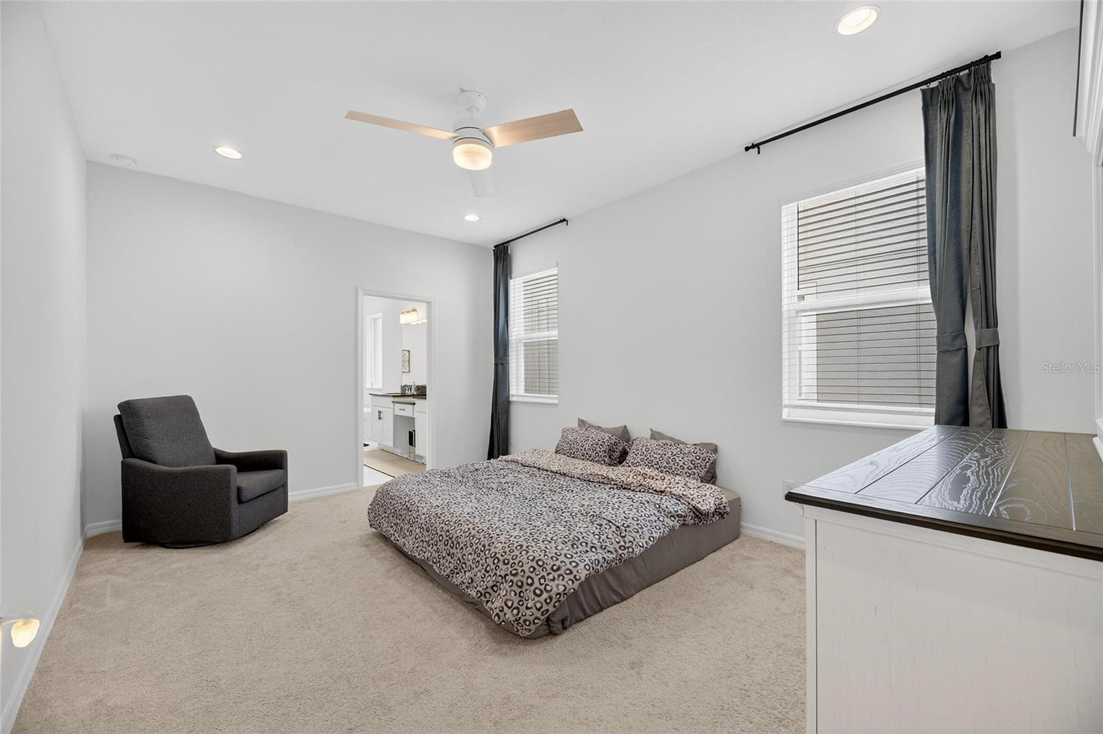 Image 40 of 93 For 10831 Sundrift Drive