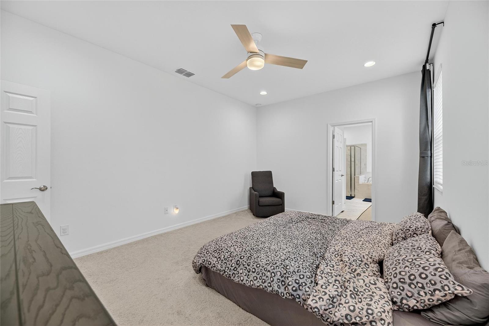 Image 41 of 93 For 10831 Sundrift Drive