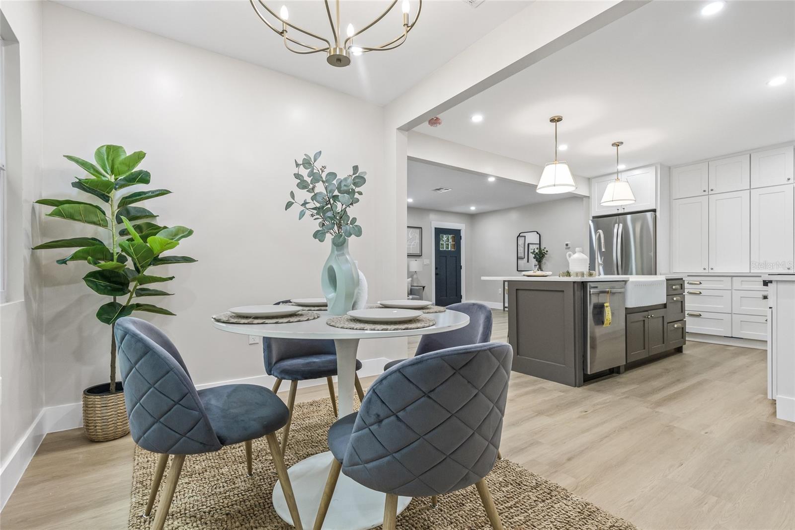 Image 12 of 31 For 731 38th Avenue N