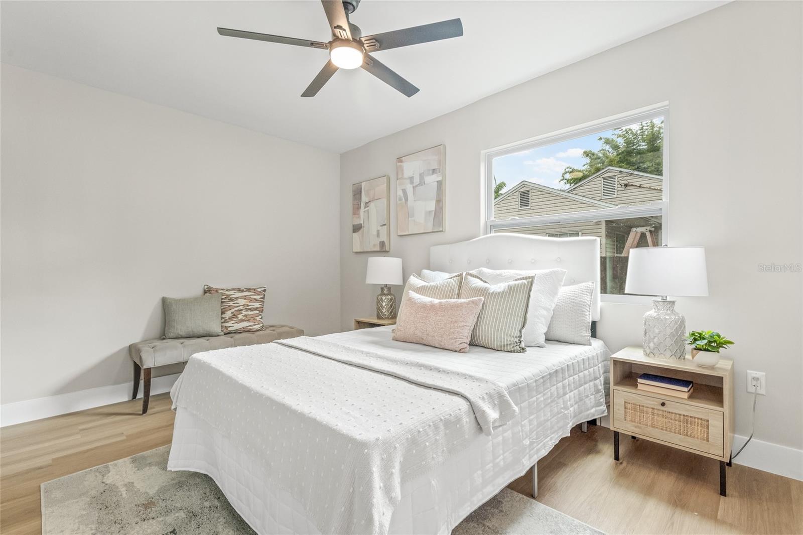 Image 14 of 31 For 731 38th Avenue N