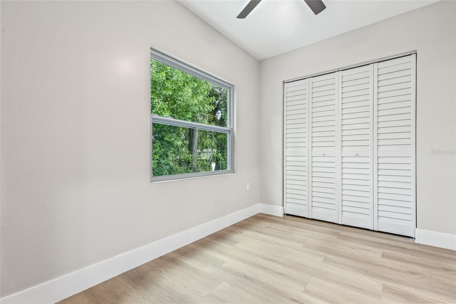 Image 22 of 31 For 731 38th Avenue N