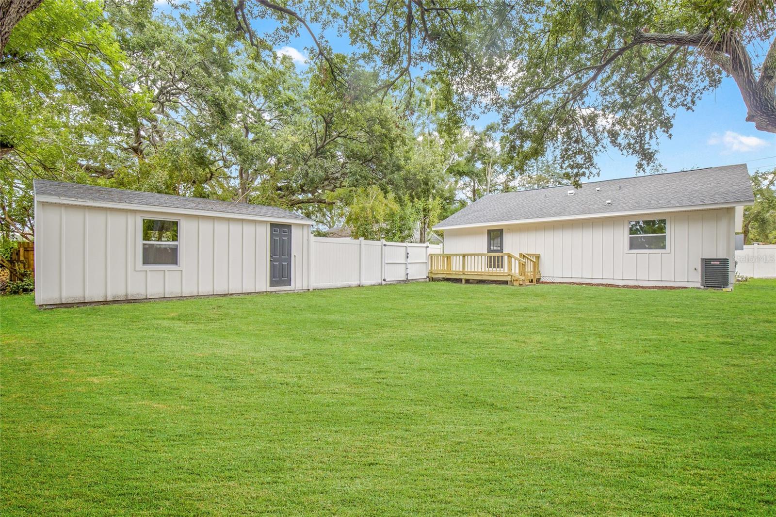 Image 30 of 31 For 731 38th Avenue N