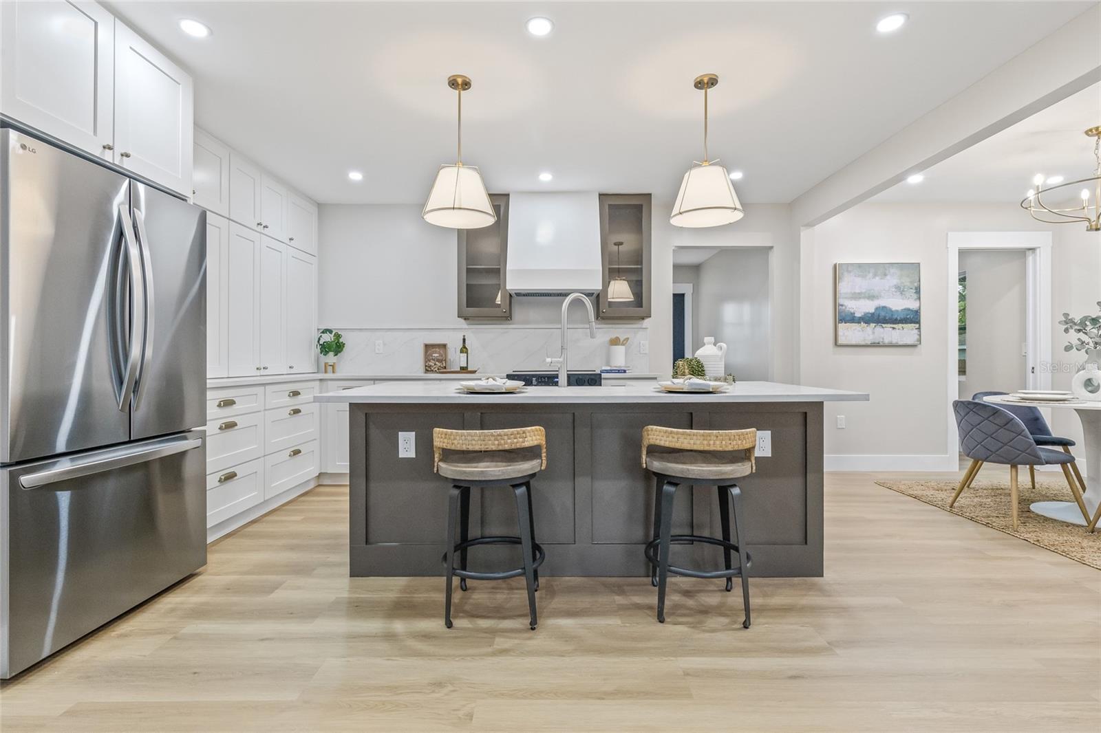 Image 6 of 31 For 731 38th Avenue N