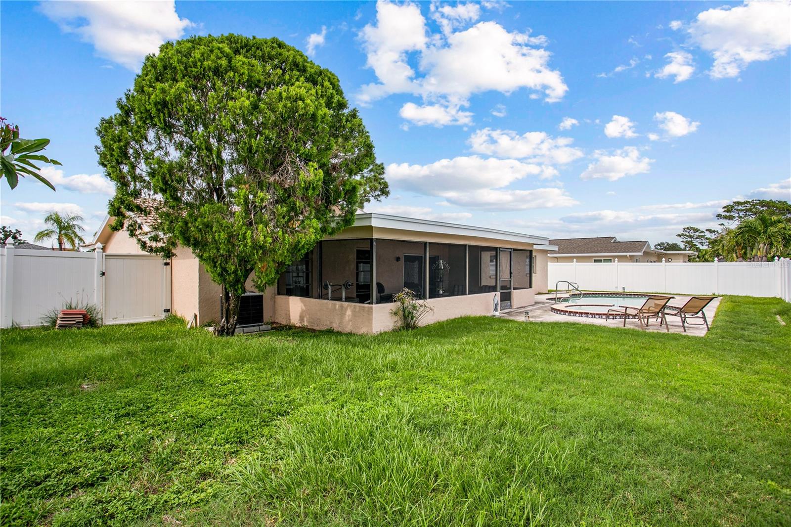 Image 2 of 44 For 12880 90th Avenue