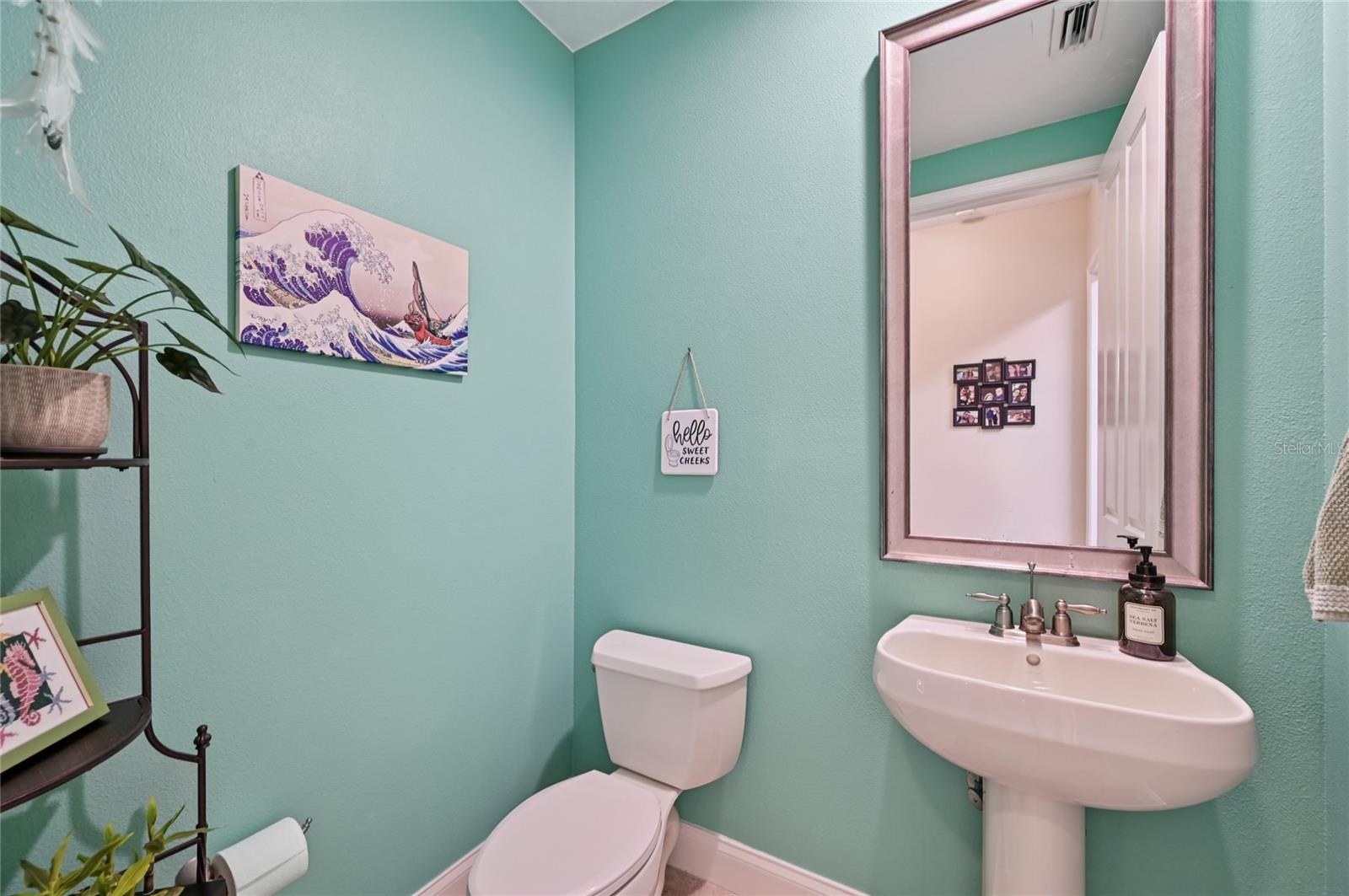 Image 18 of 58 For 6107 25th Street E