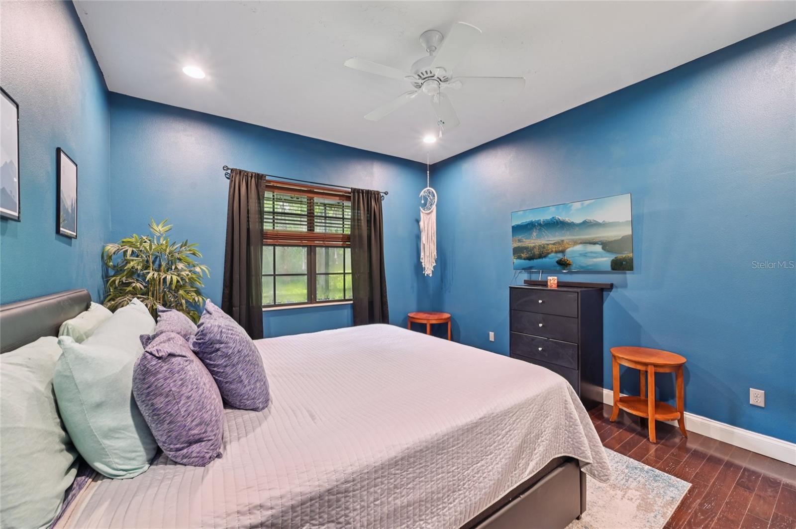 Image 20 of 58 For 6107 25th Street E
