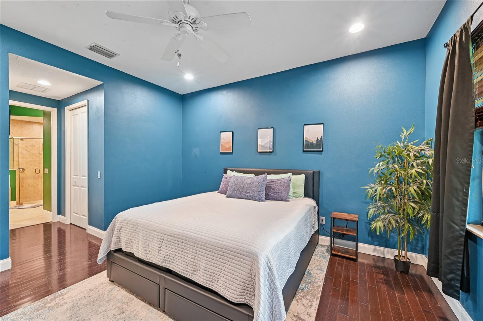 Image 21 of 58 For 6107 25th Street E