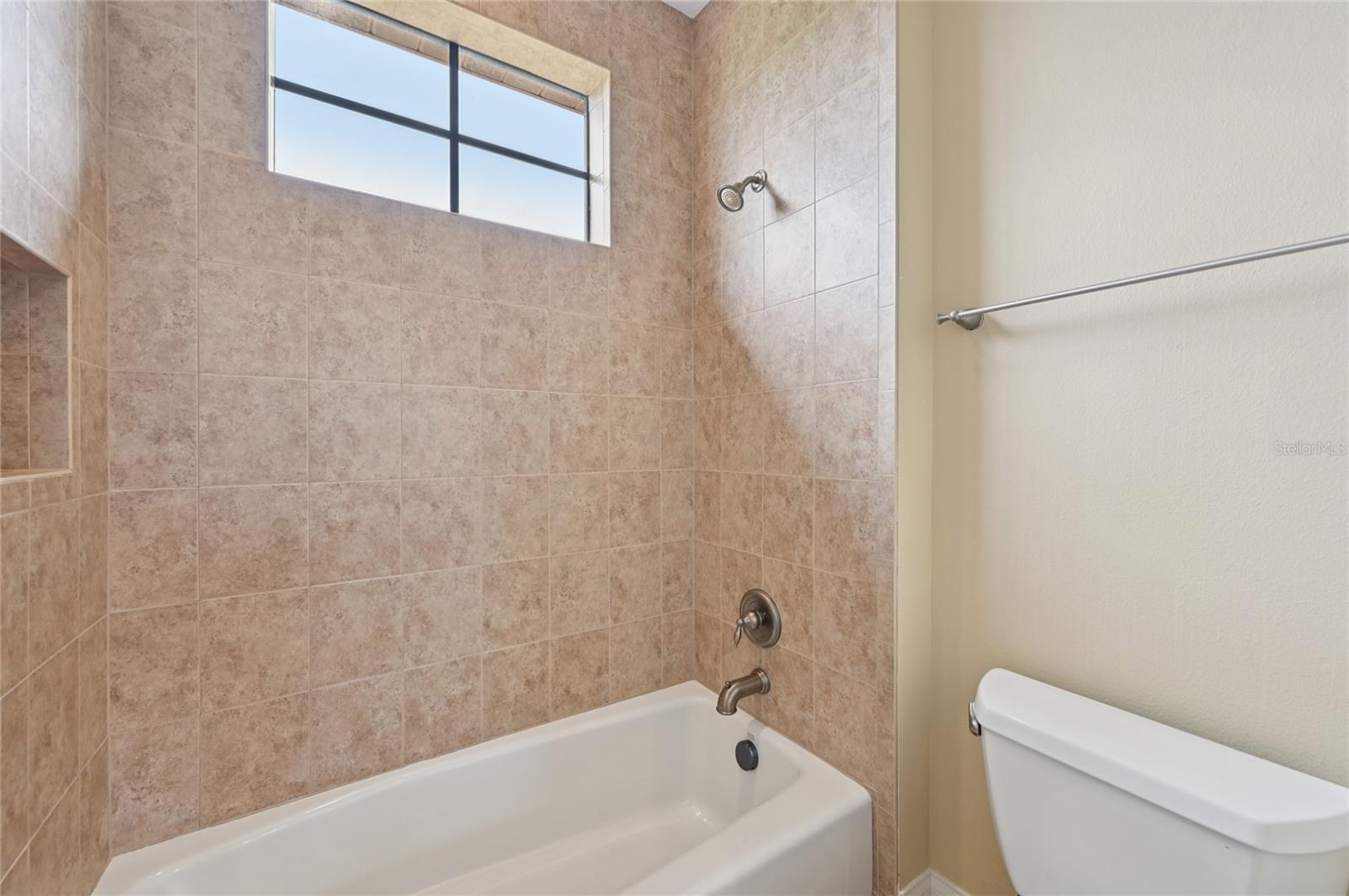 Image 30 of 58 For 6107 25th Street E